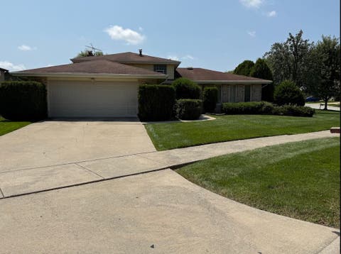 Photo of 8701 Raintree Road, Tinley Park, IL 60487 (MLS # 12718291)