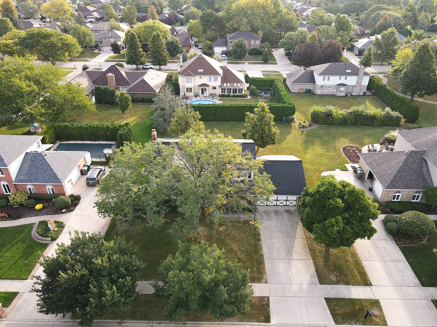 14417 Country Club Lane