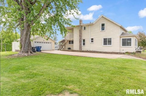 Tiny photo for 2823 N 3RD Street, Clinton, IA 52732 (MLS # QC4268324)