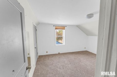 Tiny photo for 2823 N 3RD Street, Clinton, IA 52732 (MLS # QC4268324)