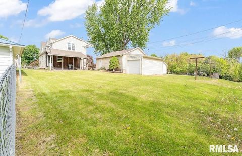 Tiny photo for 2823 N 3RD Street, Clinton, IA 52732 (MLS # QC4268324)