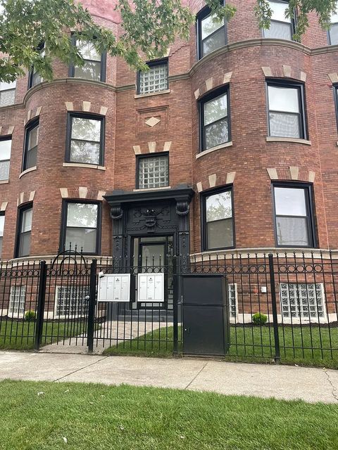 6233 S Langley Avenue Chicago IL 60637