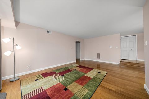 Tiny photo for 4955 134th Place #3B, Crestwood, IL 60418 (MLS # 12498461)