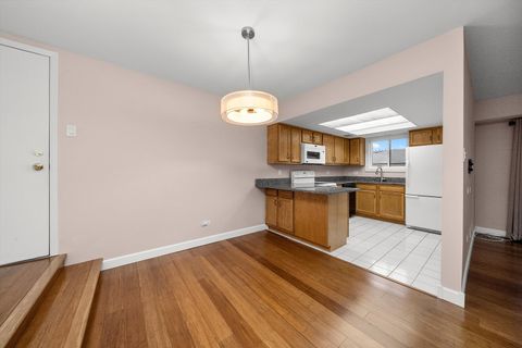 Tiny photo for 4955 134th Place #3B, Crestwood, IL 60418 (MLS # 12498461)