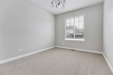 Tiny photo for Aurora, IL 60506 (MLS # 12532866)
