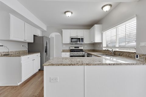 Tiny photo for Aurora, IL 60506 (MLS # 12532866)