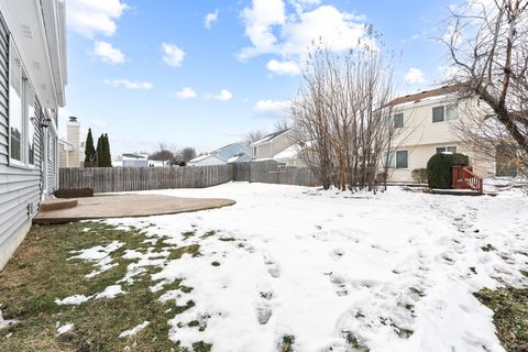 Tiny photo for Aurora, IL 60506 (MLS # 12532866)