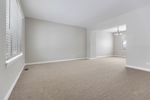 Tiny photo for Aurora, IL 60506 (MLS # 12532866)