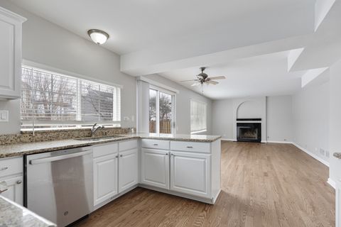 Tiny photo for Aurora, IL 60506 (MLS # 12532866)