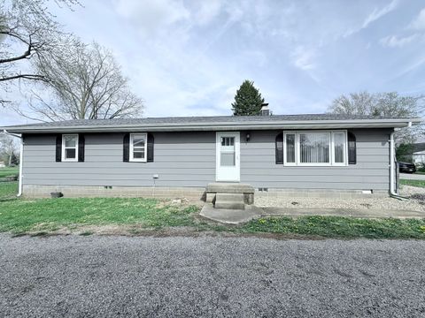 Tiny photo for 311 E Allen Street, Farmer City, IL 61842 (MLS # 12618510)