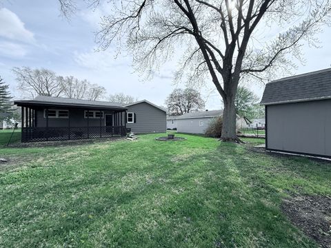 Tiny photo for 311 E Allen Street, Farmer City, IL 61842 (MLS # 12618510)