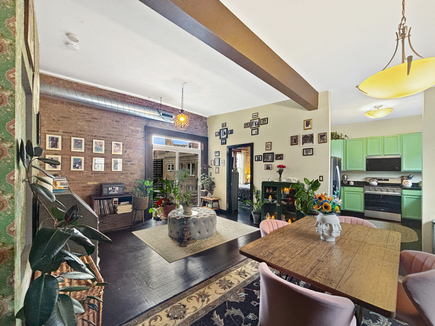 1635 W Pratt Boulevard 3S