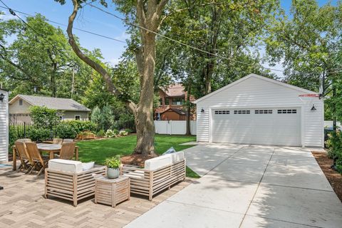 Tiny photo for 736 Ottawa Avenue, Park Ridge, IL 60068 (MLS # 12545546)