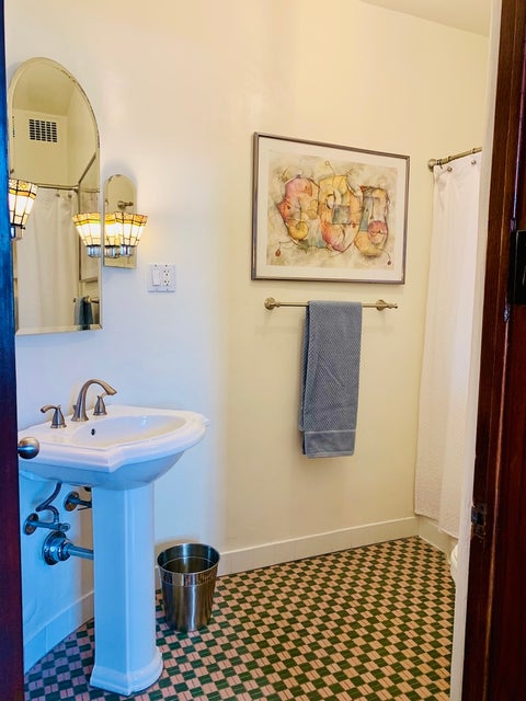 Tiny photo for 143 W Burton Place #2S, Chicago, IL 60610 (MLS # 12688356)