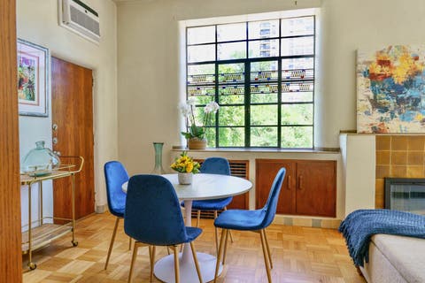 Tiny photo for 143 W Burton Place #2S, Chicago, IL 60610 (MLS # 12688356)