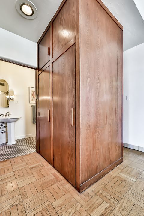 Tiny photo for 143 W Burton Place #2S, Chicago, IL 60610 (MLS # 12688356)