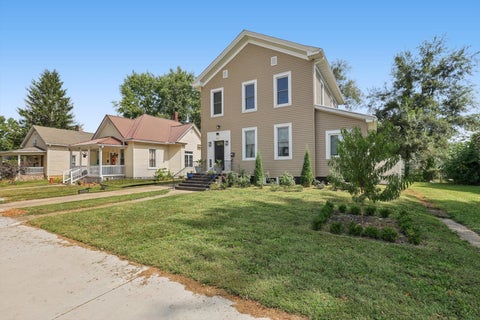 Tiny photo for 404 N 21st Street, Mattoon, IL 61938 (MLS # 12755894)
