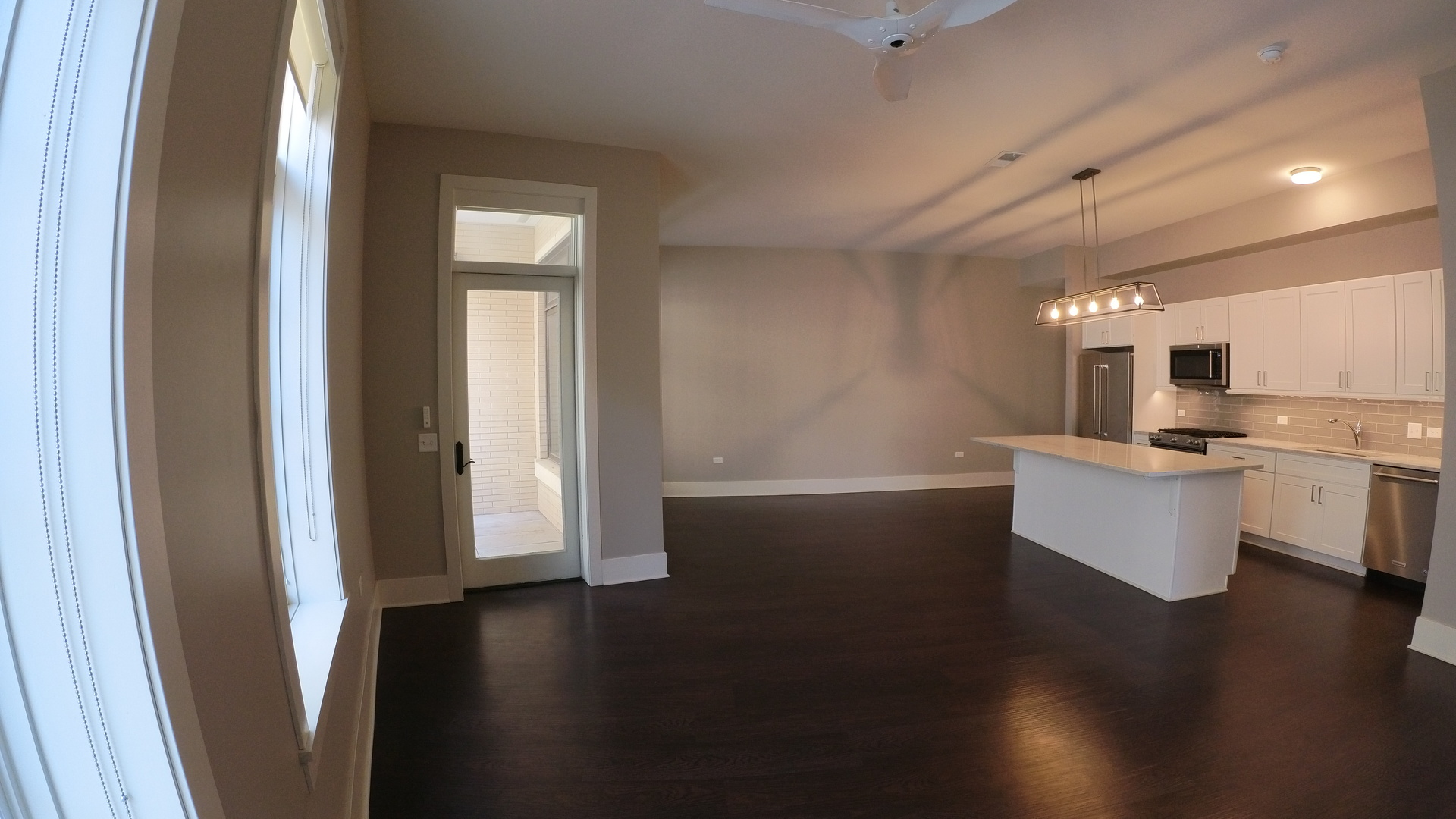 2050 N Clark Street 302