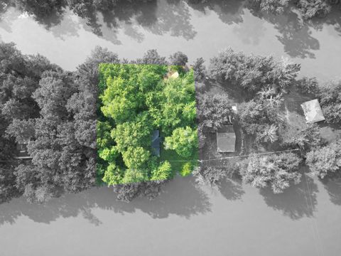 Tiny photo for 4 Maple Island Is S, Momence, IL 60954 (MLS # 12268240)