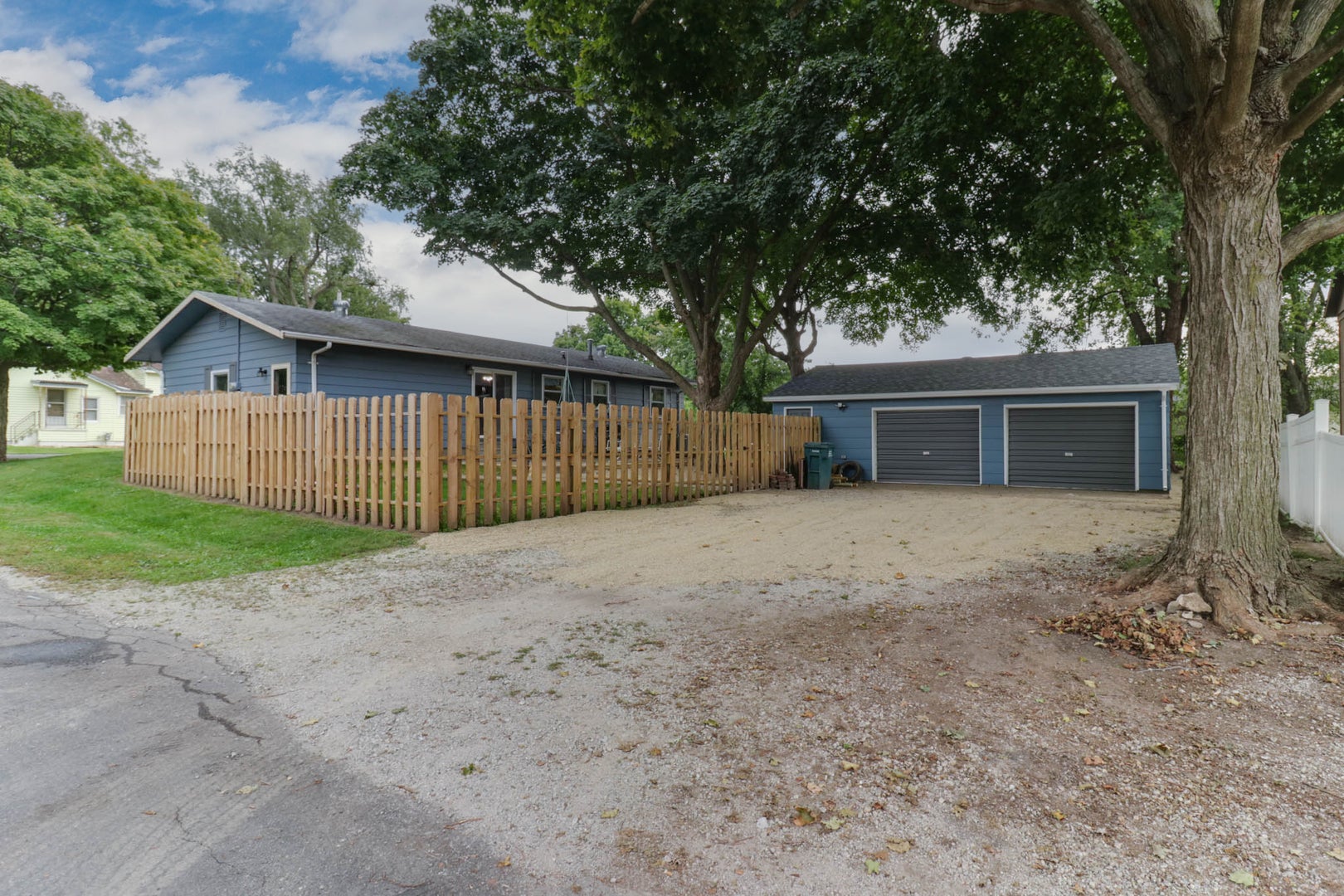 205 S Miller