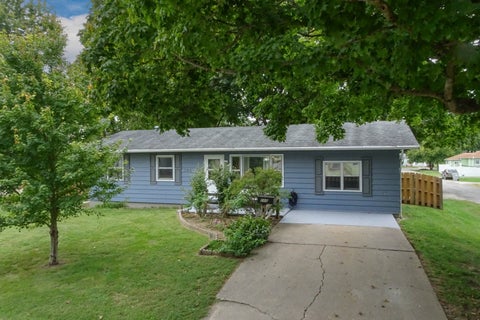 Photo of 205 S Miller ST, Clinton, IL 61727 (MLS # 12771441)