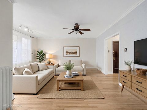 Tiny photo for 219 Chicago Avenue #1, Oak Park, IL 60302 (MLS # 12605146)