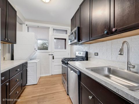 Tiny photo for 219 Chicago Avenue #1, Oak Park, IL 60302 (MLS # 12605146)