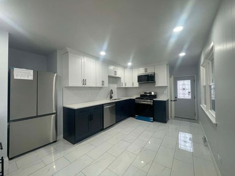 Tiny photo for 371 N Fairfield Avenue, Lombard, IL 60148 (MLS # 12581689)