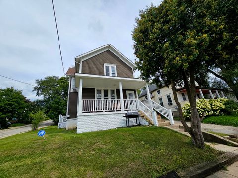Photo of 603 Wellington Avenue, Elgin, IL 60120 (MLS # 12457310)