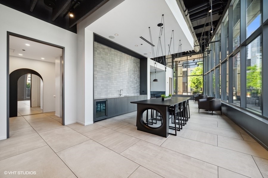 450 E Waterside Drive 1606