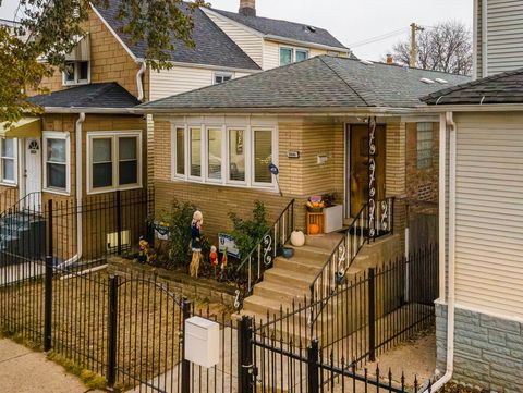 Tiny photo for 2030 N Leclaire Avenue, Chicago, IL 60639 (MLS # 12530894)