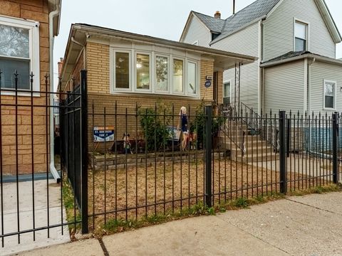 Tiny photo for 2030 N Leclaire Avenue, Chicago, IL 60639 (MLS # 12530894)