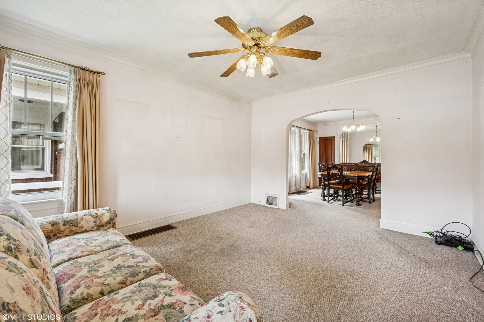 1016 S Mayfield Avenue