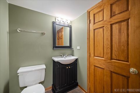 Tiny photo for 473 Bond Drive, Batavia, IL 60510 (MLS # 12485675)