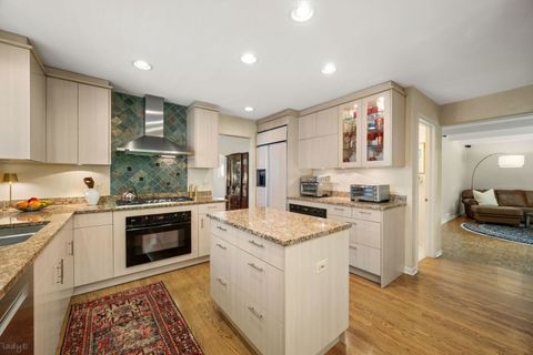 Tiny photo for 1618 McCraren Road, Highland Park, IL 60035 (MLS # 12660915)