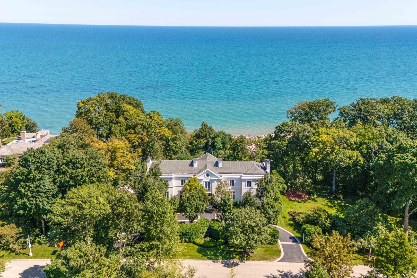 901 Lake Road