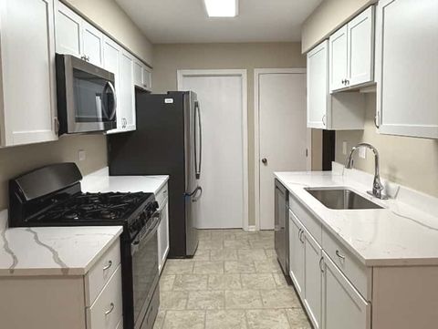 Tiny photo for 361 Ashwood Court #0, Vernon Hills, IL 60061 (MLS # 12471251)