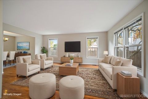 Tiny photo for 2465 Barn Owl Lane, Elgin, IL 60124 (MLS # 12505580)