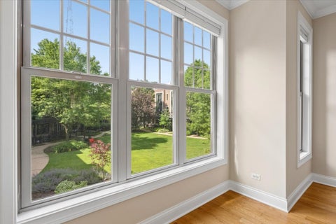 Tiny photo for 3006 W Newport Avenue, Chicago, IL 60618 (MLS # 12688223)