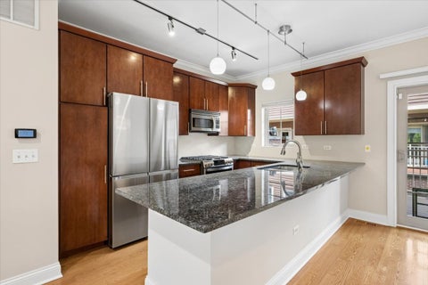 Tiny photo for 3006 W Newport Avenue, Chicago, IL 60618 (MLS # 12688223)