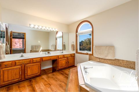 Tiny photo for 252 Carters Grove Court, Grayslake, IL 60030 (MLS # 12492159)