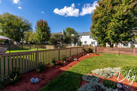 Tiny photo for 252 Carters Grove Court, Grayslake, IL 60030 (MLS # 12492159)