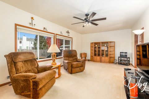 Tiny photo for 252 Carters Grove Court, Grayslake, IL 60030 (MLS # 12492159)