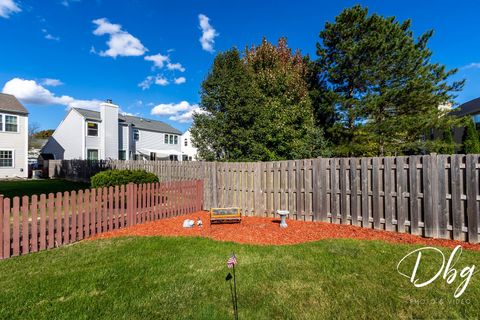 Tiny photo for 252 Carters Grove Court, Grayslake, IL 60030 (MLS # 12492159)