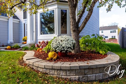 Tiny photo for 252 Carters Grove Court, Grayslake, IL 60030 (MLS # 12492159)