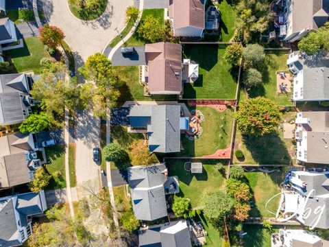 Tiny photo for 252 Carters Grove Court, Grayslake, IL 60030 (MLS # 12492159)