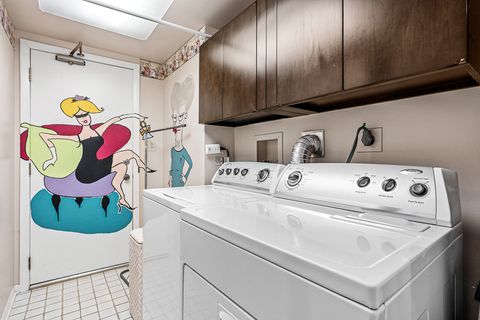 Tiny photo for 6400 N Cicero Avenue #611, Lincolnwood, IL 60712 (MLS # 12604630)