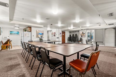 Tiny photo for 6400 N Cicero Avenue #611, Lincolnwood, IL 60712 (MLS # 12604630)