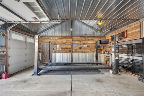 Tiny photo for 619 S 3rd Street, Dundee, IL 60118 (MLS # 12700053)