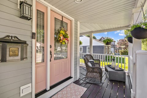 Tiny photo for 619 S 3rd Street, Dundee, IL 60118 (MLS # 12700053)